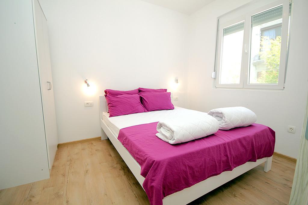Apartmani Begovic Bar Bagian luar foto