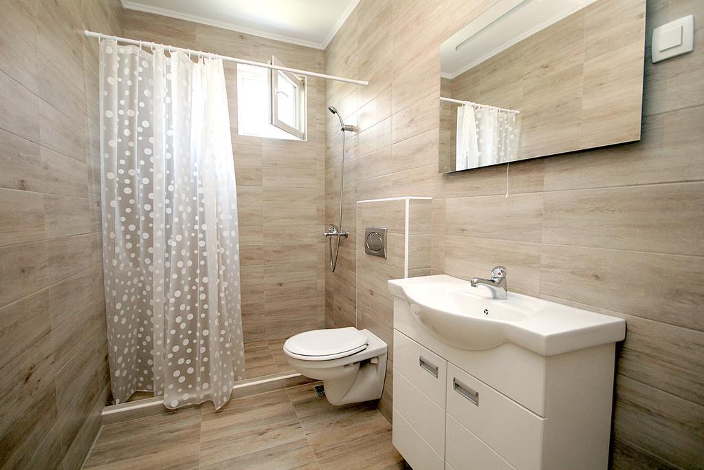Apartmani Begovic Bar Bagian luar foto